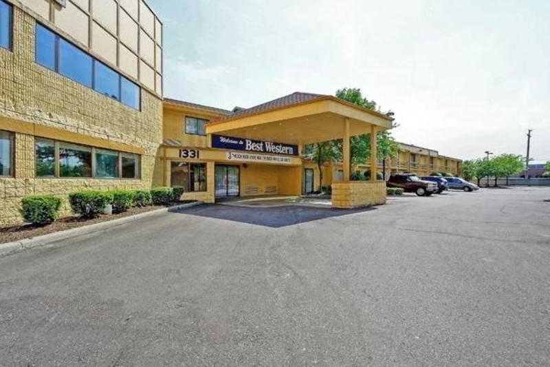 Days Inn & Suites By Wyndham Madison Heights Mi Bagian luar foto